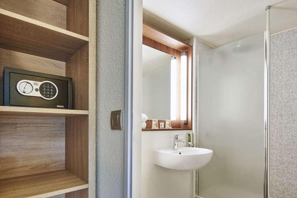 The Originals City Hotel La Verriere-Yvelines Bilik gambar