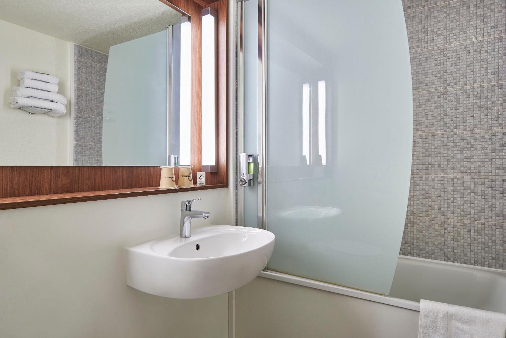The Originals City Hotel La Verriere-Yvelines Luaran gambar